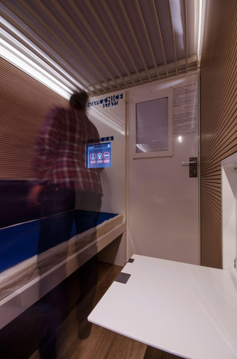 Bathroom 3, ZZZleepandGo BGY, Bergamo