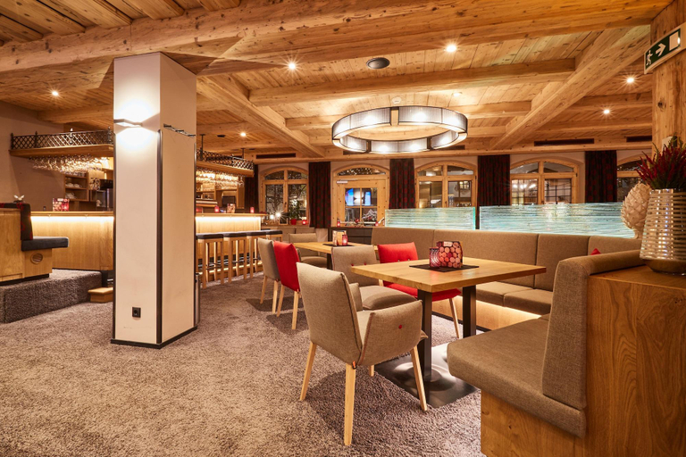Public Area 4, Hotel Postwirt, Kufstein