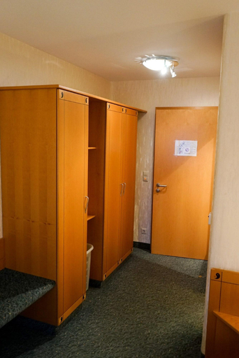 Public Area 3, Hotel Circle Inn, Kaiserslautern