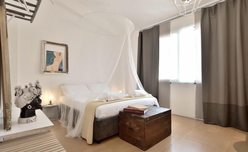 Bedroom 4, Lo spazio di Mima, Syracuse