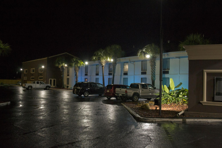 Exterior & Views 5, Regency Inn & Suites, Escambia