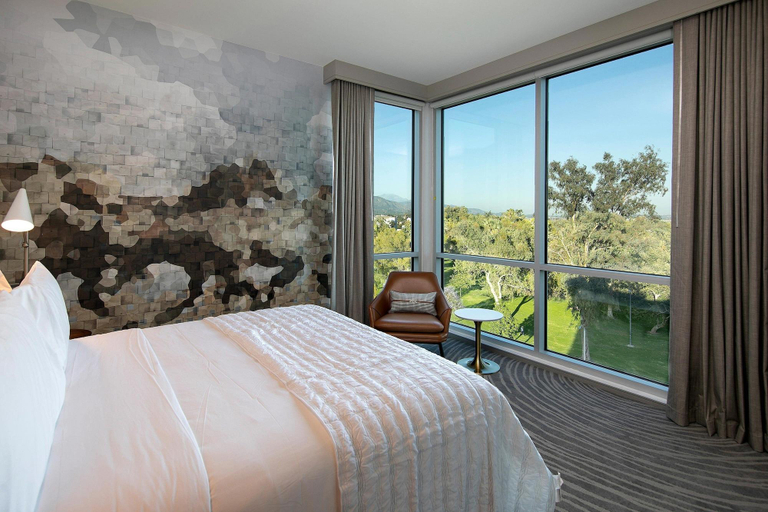 Bedroom 3, Le Méridien Pasadena Arcadia, Los Angeles