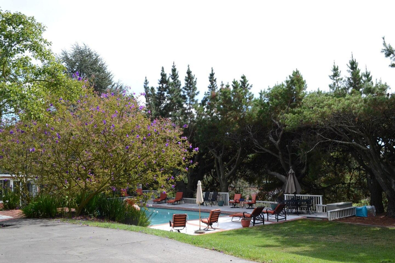 Stunning Private Guest House Retreat, District 12