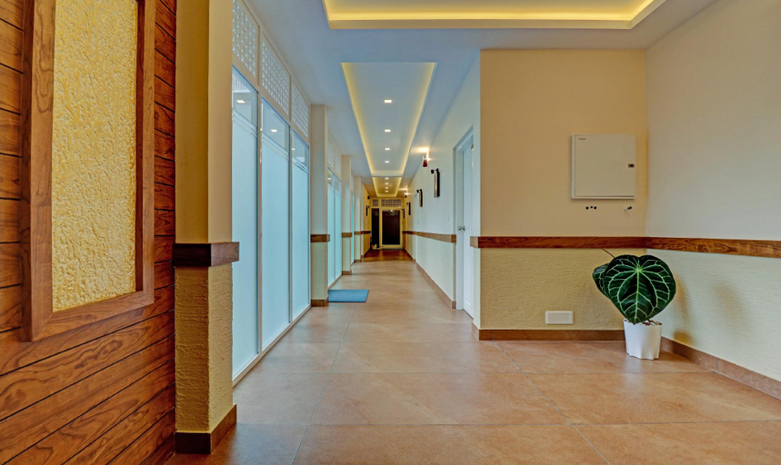 Public Area 3, Treebo Golden Terminal, Kochi Airport, Ernakulam