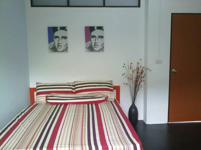 5, Wua Lai Apartments, Muang Chiang Mai