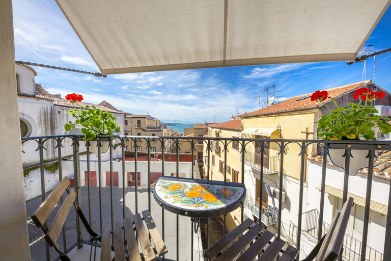 Bedroom 2, Cefalu in Blu, Palermo