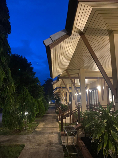 Exterior & Views 1, Chaithalay Khanom Resort, Khanom