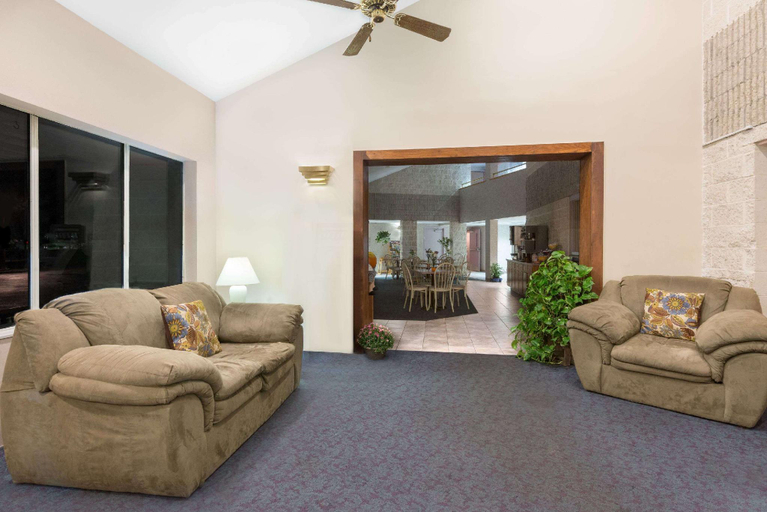 Public Area 5, Days Inn by Wyndham Carlisle South, Cumberland