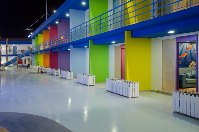 Public Area 5, Swiss Inn Teda Hotel & Aquapark, 'Ataqah