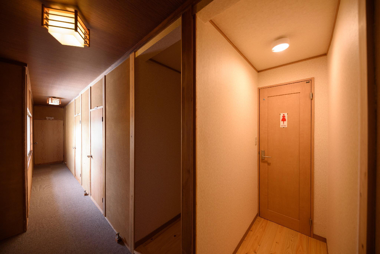 Others 5, Minshuku Tsutaya, Yufu
