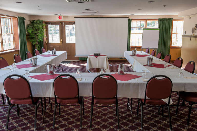 Food & Drinks 5, Jiminy Peak Mountain Resort, Berkshire