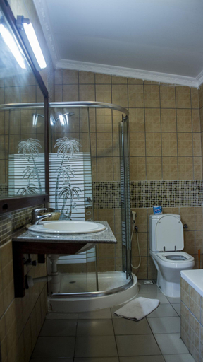 Bathroom 4, Millennium Sea Breeze Resort, Bagamoyo
