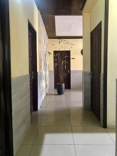 Public Area 3, Omanye Lodge, Accra