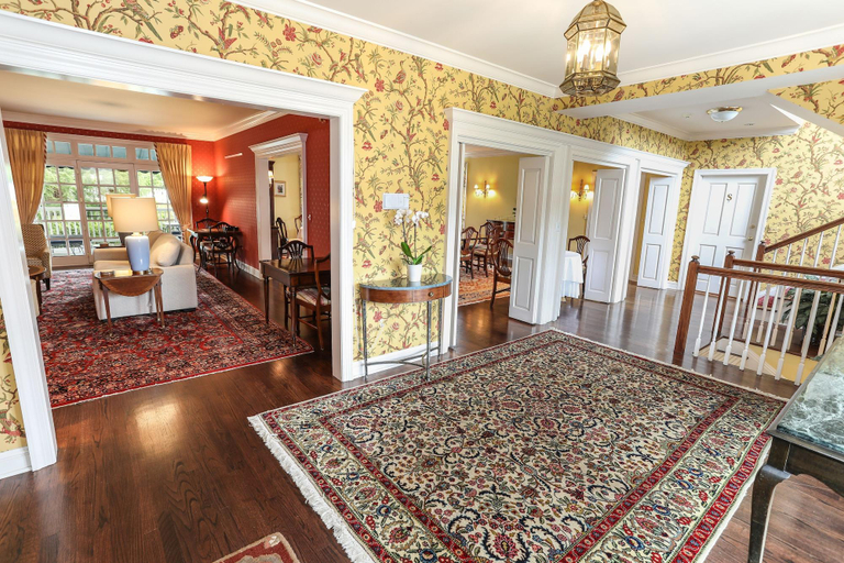 Public Area 3, Oakmont Inn, Allegheny
