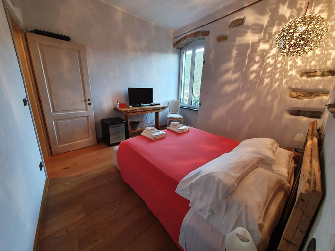 Bedroom 4, Room and Breakfast Casa Balin, Genova