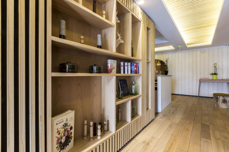 Public Area 4, Le Yule Hotel & Spa, Savoie