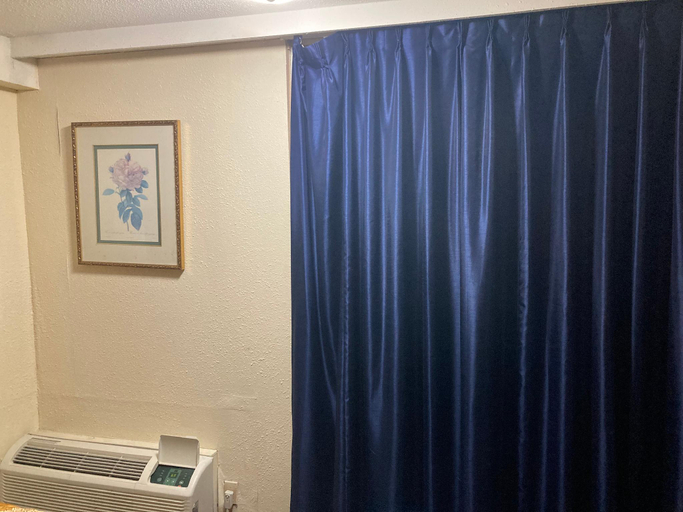 Bedroom 2, Travel Inn , Petersburg