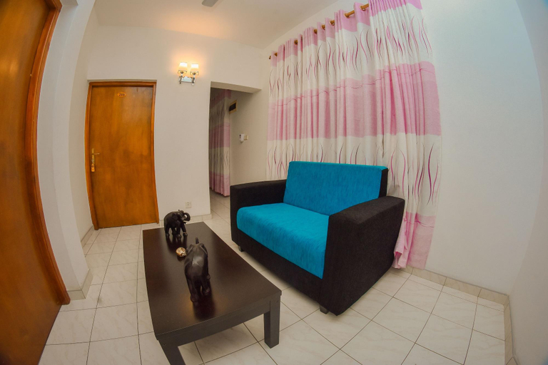 Bedroom 3, Asian Grand Hotel, Negombo