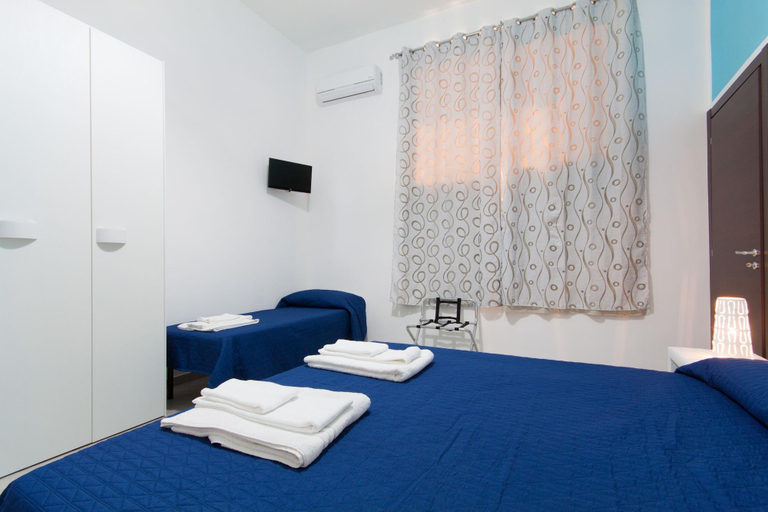 Bedroom 4, B&B A Mare, Trapani