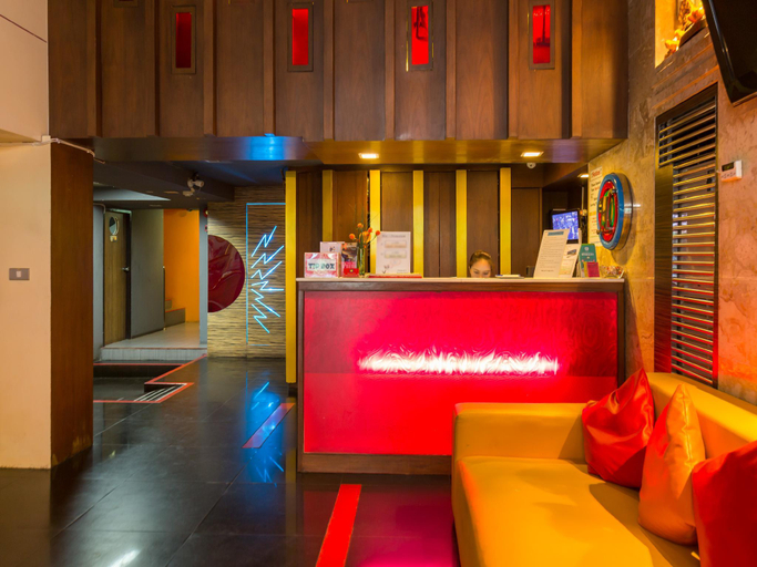 Public Area 3, Heaven@4, Khlong Toey