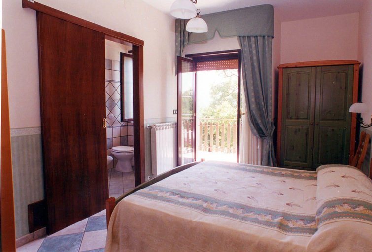 Bedroom 4, Bio Agriturismo Green Park, Salerno