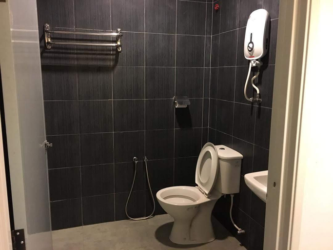 Bathroom 5, JP Hotel Jalan Stadium, Kota Setar