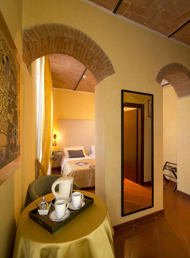 Bedroom 2, De La Pace- Sure Hotel Collection by Best Western, Florence