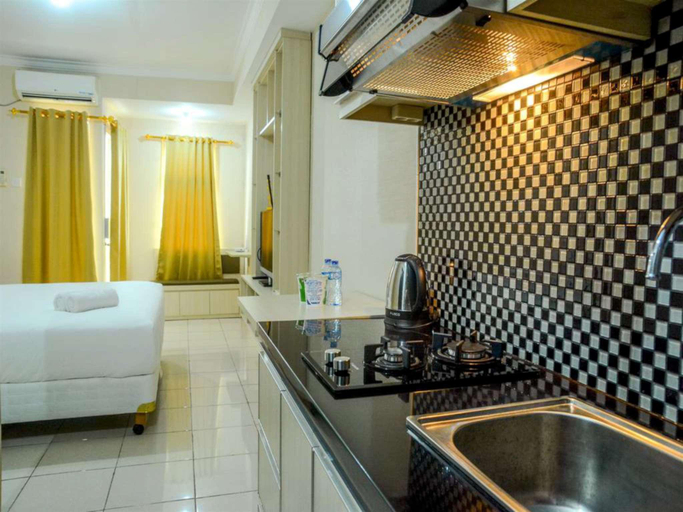 Others 4, Studio Room at Grand Serpong Apartment By Travelio, Tangerang