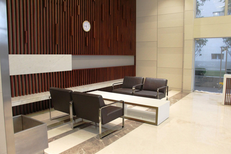 Public Area 2, Scenic Valley Suite, District 7