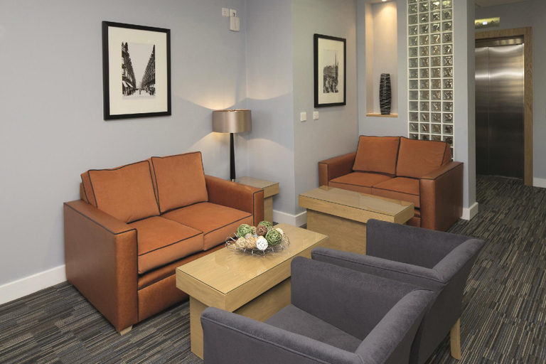 Public Area 3, HOF - 100 Kings Road Apartments, Reading