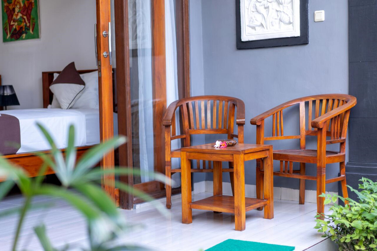 Nusa Bagus Homestay - Tap to explore photos