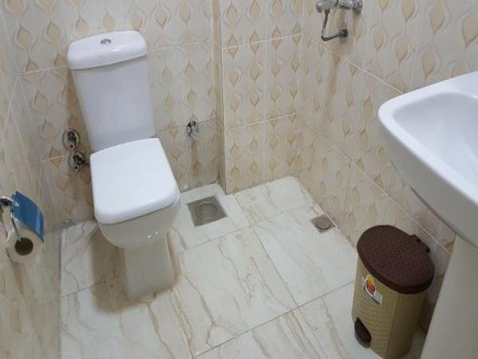 Bathroom 3, Royal Pyramids inn, Unorganized in Al Jizah