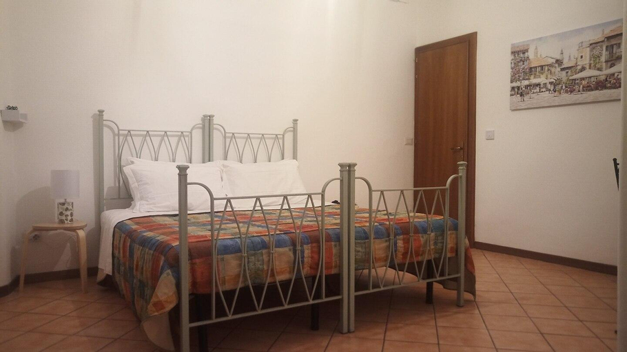 Bedroom 3, affittacamere le lanterne, Perugia