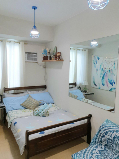 Dining Room, MPlace Beach n Surf w/ Netflix+Cooking+Wifi, Quezon City