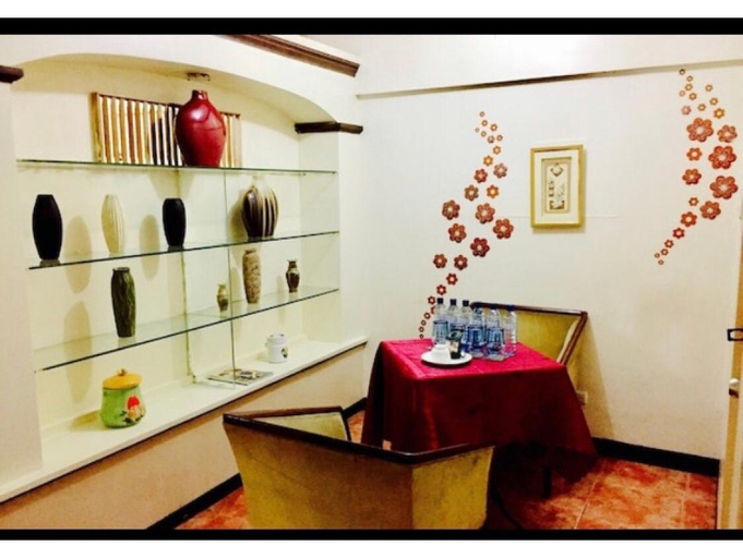 Masters Bedroom in a shared CONDO UNIT, Taguig