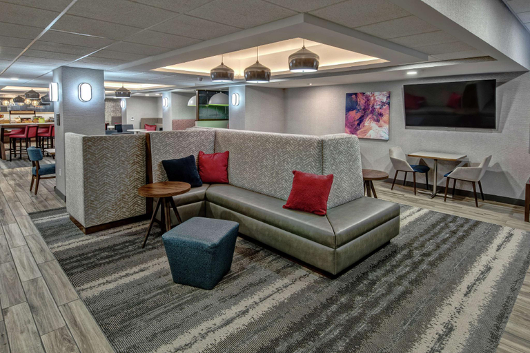 Public Area 2, Hampton Inn by Hilton New Albany, Floyd