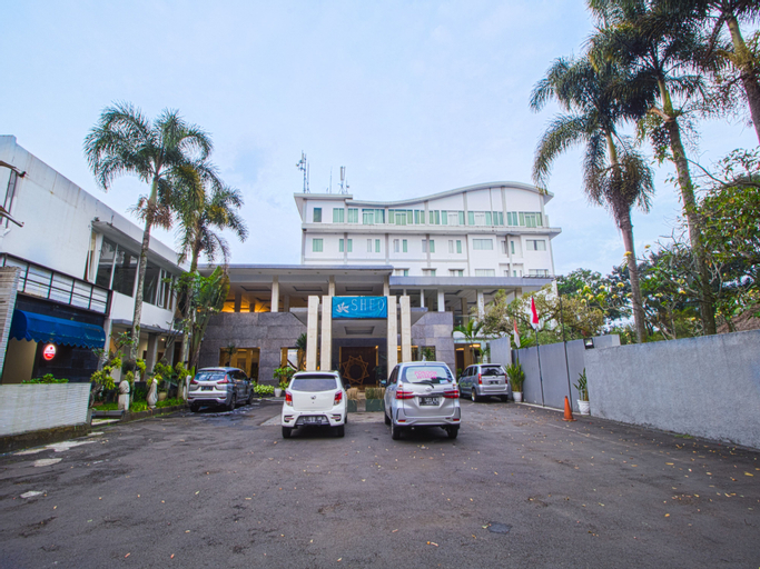 Exterior & Views 3, Sheo Resort Hotel, Bandung