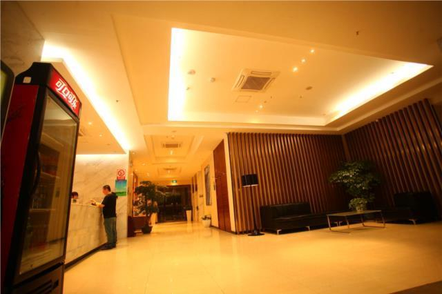City Comfort Inn Wuhan Sanjiaohu Metro Station, Wuhan