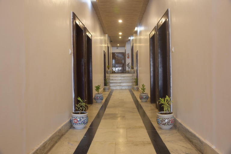 Public Area 3, The Leef Inn, Sirohi