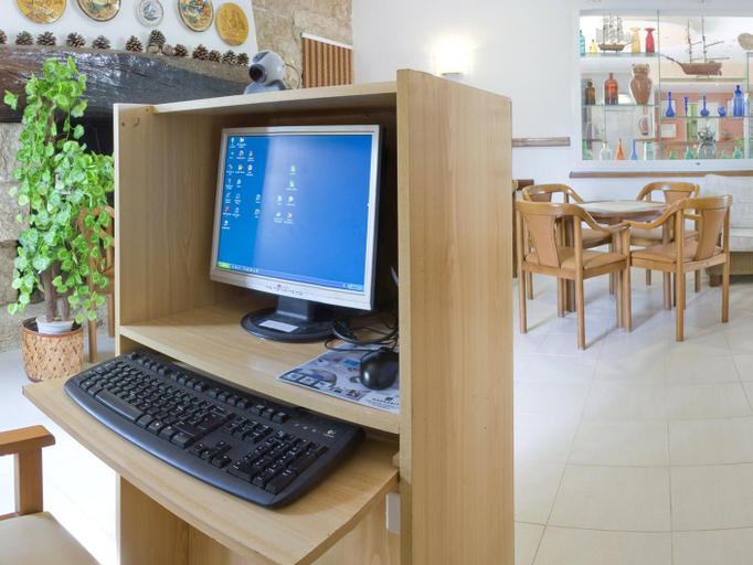 Public Area 2, Hotel GHT Xaloc, Girona