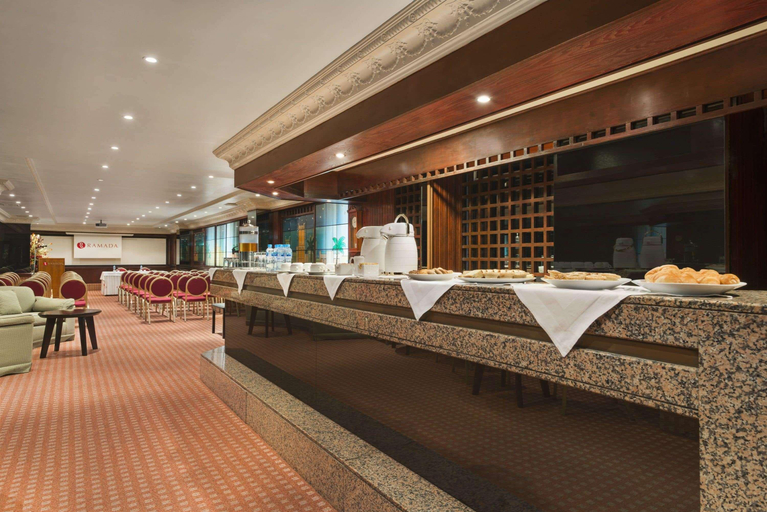 Public Area 4, Ramada by Wyndham Bahrain, Manama