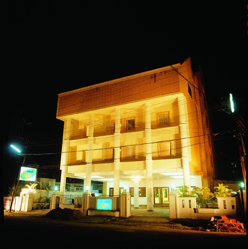 Hotel Abad Metro, Ernakulam