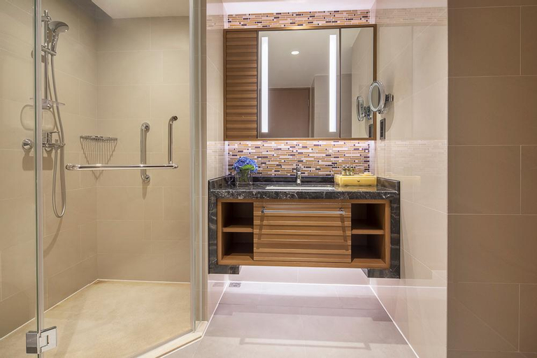 Bathroom 24