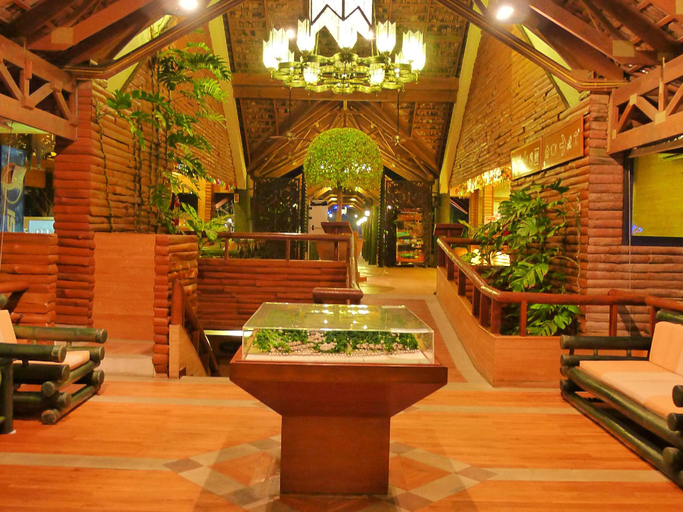 Public Area 4, Sunset Park Resort and Spa by SWR, Sattahip