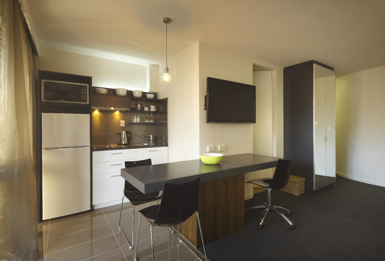 Dining Room 28