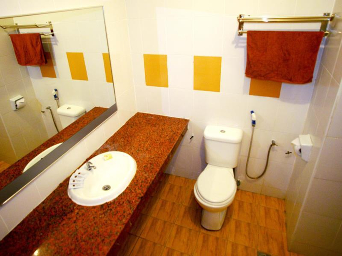 Bathroom 4, City Times Hotel, Kuantan