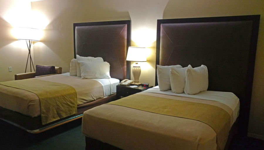 Bedroom 4, Americas Best Value Inn Webster City, Hamilton