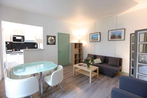 HYPER CENTRE, Appartement cosy entierement equipe, Indre-et-Loire