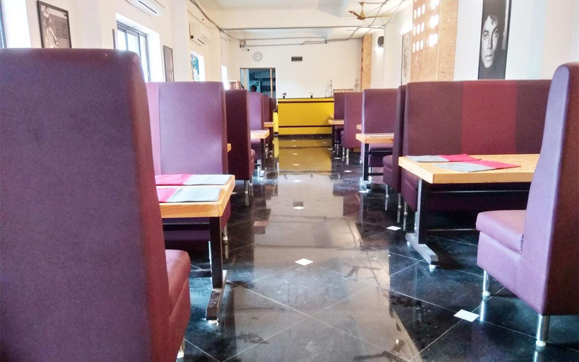 Food & Drinks 3, Eden Park, Puducherry