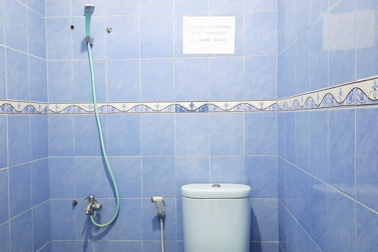 Bathroom 6